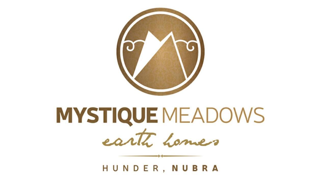 Mystique Meadows Earth Homes Hundar Екстериор снимка